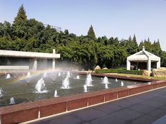 -上海市龙华烈士陵园