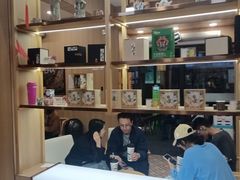 -霸王茶姬(南强街店)