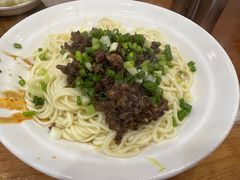 -胡成记口蘑龙眼包子(盐道街店)