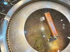 -袁小二大东北铁锅炖(吉祥村总部)