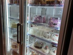 -DQ·蛋糕·冰淇淋(大宁国际商业广场店)