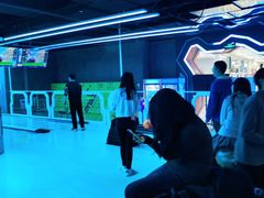 -世代星球·保龄球·镭战真人CS·团建(杨浦店)
