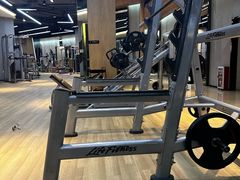 -威克健身游泳(万菱汇店)