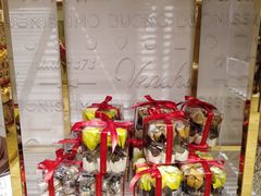 -VENCHI 闻绮(北京国贸商城店)