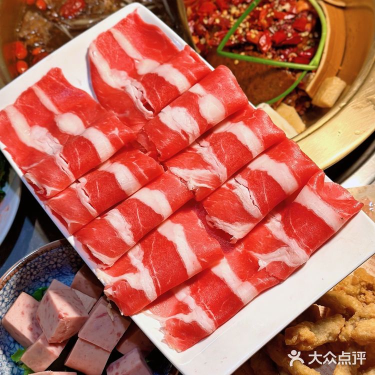 藏在居民区里的重庆火锅店，蒜里甜牛肉串爱了‼️