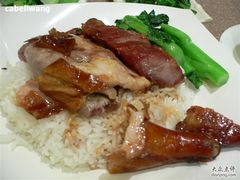 烧鹅叉烧双拼-太兴烧味餐厅(宝明大厦店)