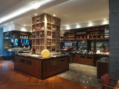 -阿纳迪酒店·秘境西餐厅