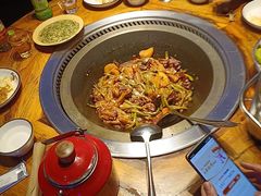 -山河屯铁锅炖(绥望路店)