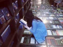 iphone_upload_pic-钟书阁(松江泰晤士小镇店)