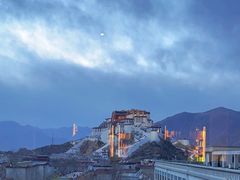 -平措康桑·和牛自助观景餐厅(布达拉宫店)