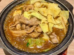 -囍筷乐喜辣屋小鸡小鱼石锅煲(万达店)