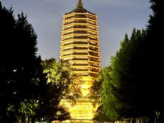 -玲珑塔公园