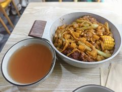 -内蒙焖面大盆骨餐馆(山大路店)