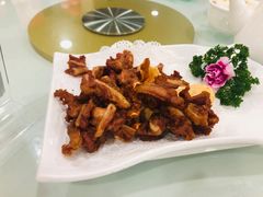 -宜宾海鲜酒家·三十年老字号