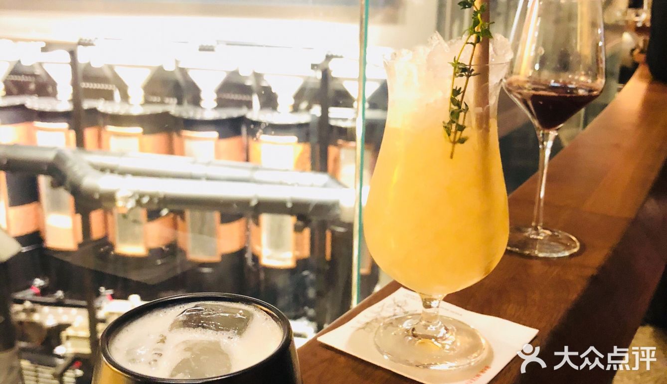 这家星巴克真的是需要用逛的，来形容