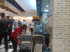 -梦航彩虹之约自助餐厅(华府天地店)