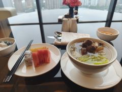 -广州天河希尔顿酒店