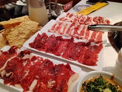 -犇鼎牛潮汕牛肉火锅(新辰里学清路店)