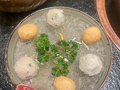 -得意咚瓜·顺德鱼生·冬瓜火锅(深圳首店)