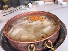 -菌海森林·非遗野生菌火锅(西山区滇池路摩根道店)