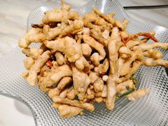 咸蛋黄焗菌菇(新品)-周渝食惦·酸菜鱼精致川菜(横岗店)