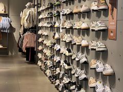 -adidas(正佳广场店)