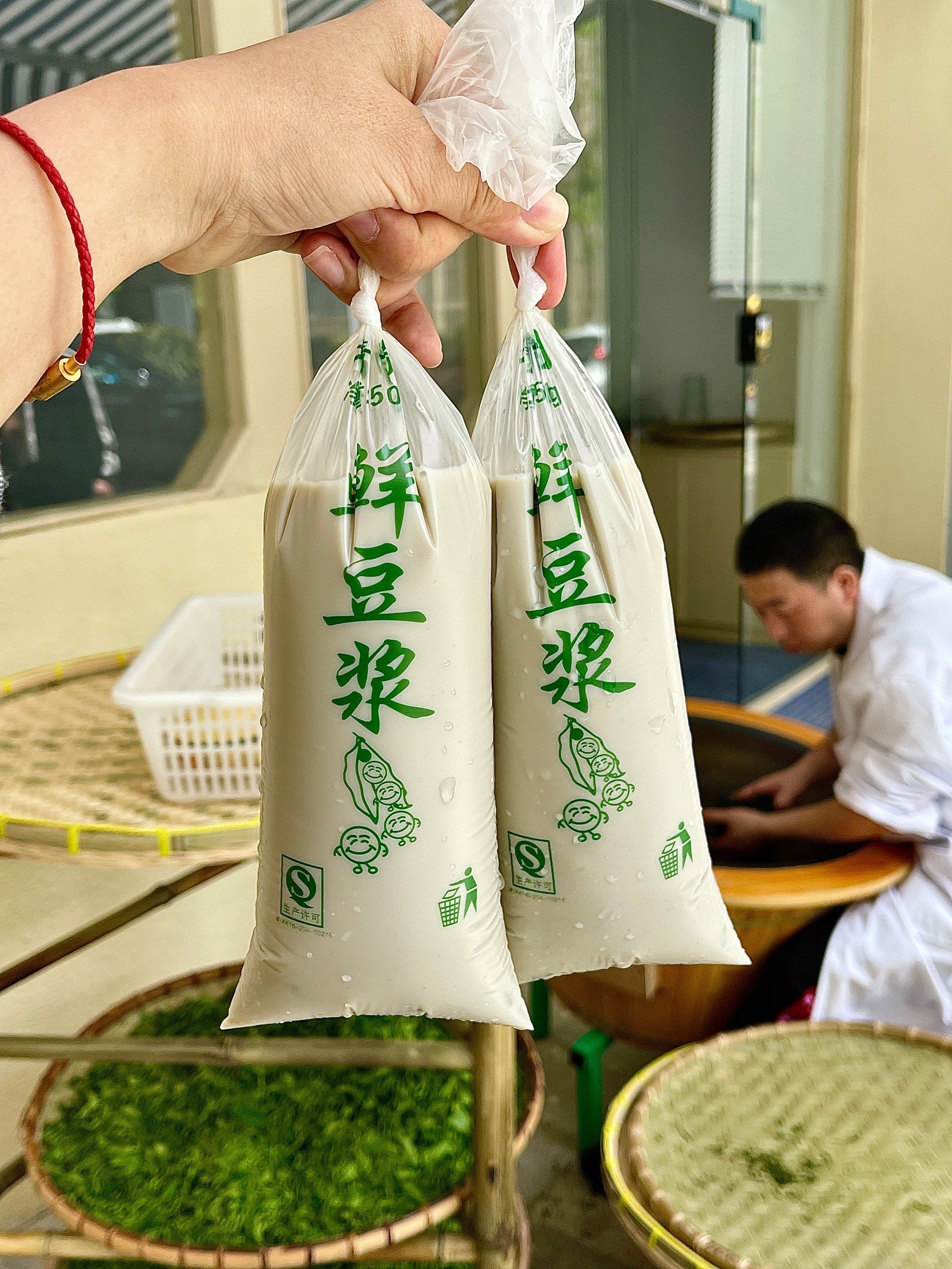 找到了!在宁波快消失的袋装古早豆浆