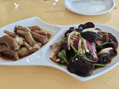 -鹏城人家海鲜酒家·23年老字号(较场尾店)