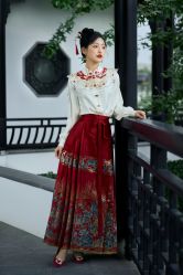 -樱花婚纱摄影