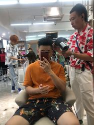 -V+SALON造型