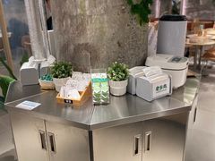 -老乡鸡(上海白玉兰广场店)
