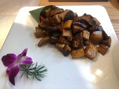 金蒜烧汁爆双菇-竹里馆·淮扬菜·功夫茶(老门东店)