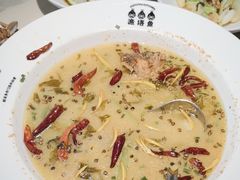 -渔语鱼酸菜鱼新川菜(来福士店)