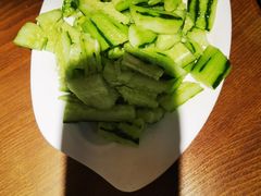 凉拌黄瓜-清真私房烧烤·炭烤鲜牛(创始店)