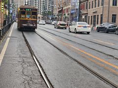 -品海楼·大连海胆锅贴馆(东港店)