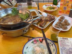 -明姨仔潮汕美食·碳炉猪脚·汕尾牛腩饭·起片鸡煲(起义路店)