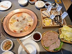 -阿婆情腊排骨火锅·野生菌季(古城旗舰店)