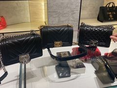 -CHANEL(恒隆广场店)
