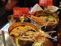 -何师烧烤Pro ·江湖川菜·小龙虾·精酿啤酒(太古里旗舰店)