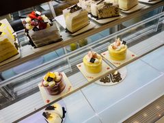 -焙丽拾光(麦凯乐直营店)