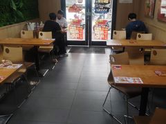 -华莱士·全鸡汉堡(海口政法学院店)