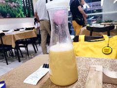 大堂-胡须哥网红竹筒菜