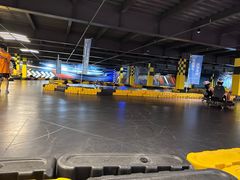 -极限PLAY运动娱乐新世界·团建派对潮玩休闲馆·室内蹦极高空游乐园