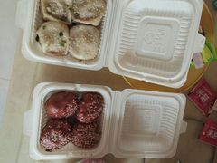 -小杨生煎(金山百联购物中心3楼店)