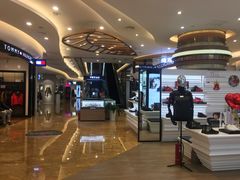 -王府井百货熙地港店