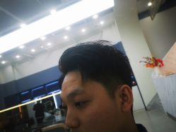 -川和潮人