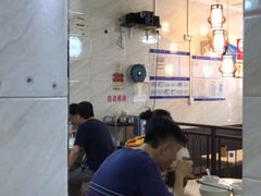 大堂-信行丰炖品皇店(光孝路店)