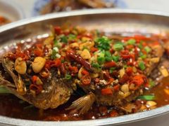 回娘家的香辣鱼-回家吃饭·地道南昌菜(建德观总店)