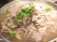 -肖四女乐山跷脚牛肉(世博源店)