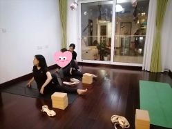 -Yvon yoga 瑜伽·精准体态管理中心